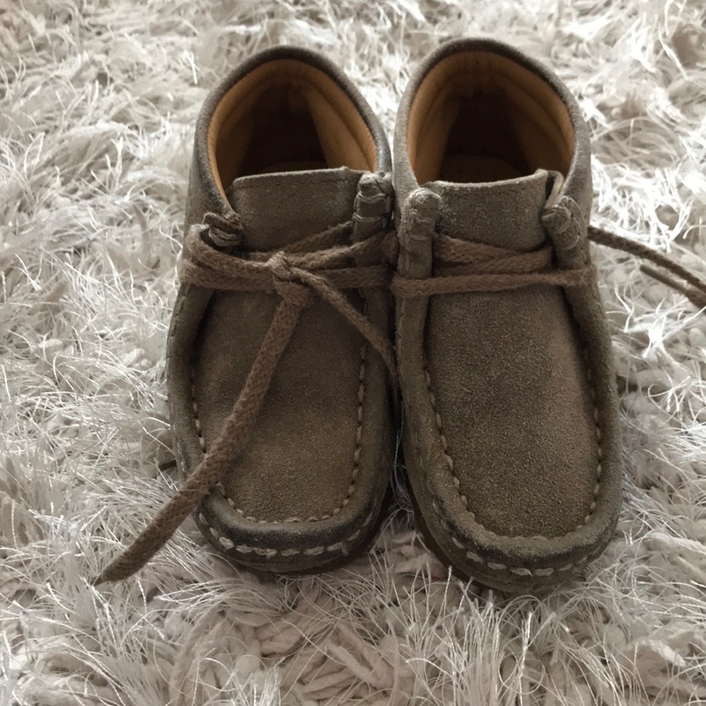 Toddler boys size 5 1/2 Clark’s